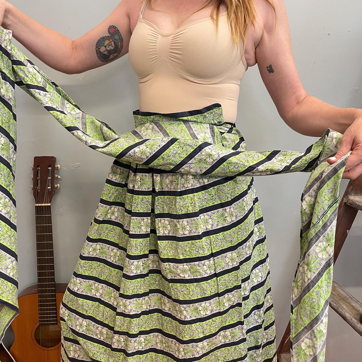 vtg 40s CONVERTIBLE SKIRT DRESS // green blue striped adjustable apron skirt with top fit n flare batik style cotton wrap dress pastel day