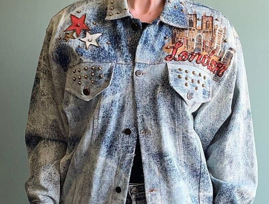 vtg 1980s AIRBRUSHED JEAN JACKET // graffiti london city rhinestone beaded hand painted light wash denim jacket tony alamo bling acid wash