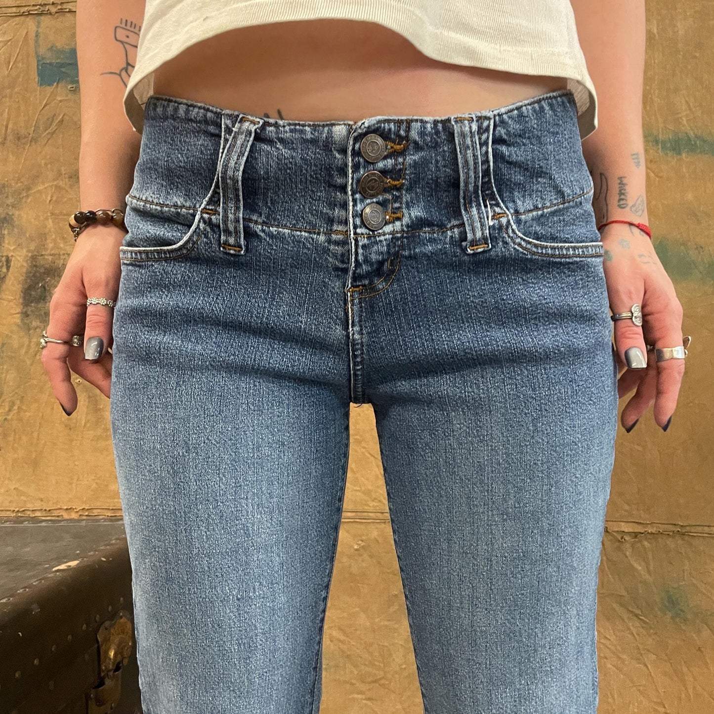 vtg y2k LOW RISE JEANS // vintage paris blues medium light wash flare leg thick band bare back paris hilton 90s y2k style sexy midriff brat