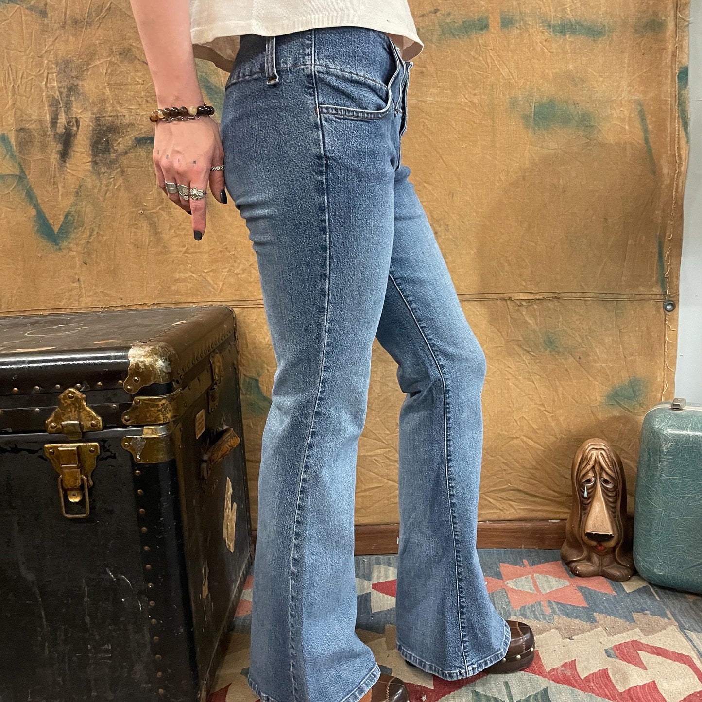 vtg y2k LOW RISE JEANS // vintage paris blues medium light wash flare leg thick band bare back paris hilton 90s y2k style sexy midriff brat