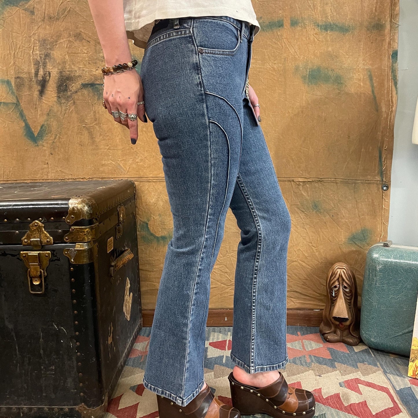 vtg 90s FLARE LEG JEANS // vintage lei hipster stretch mid rise deadstock bareback new with tags Y2K capri kick flare medium wash petite