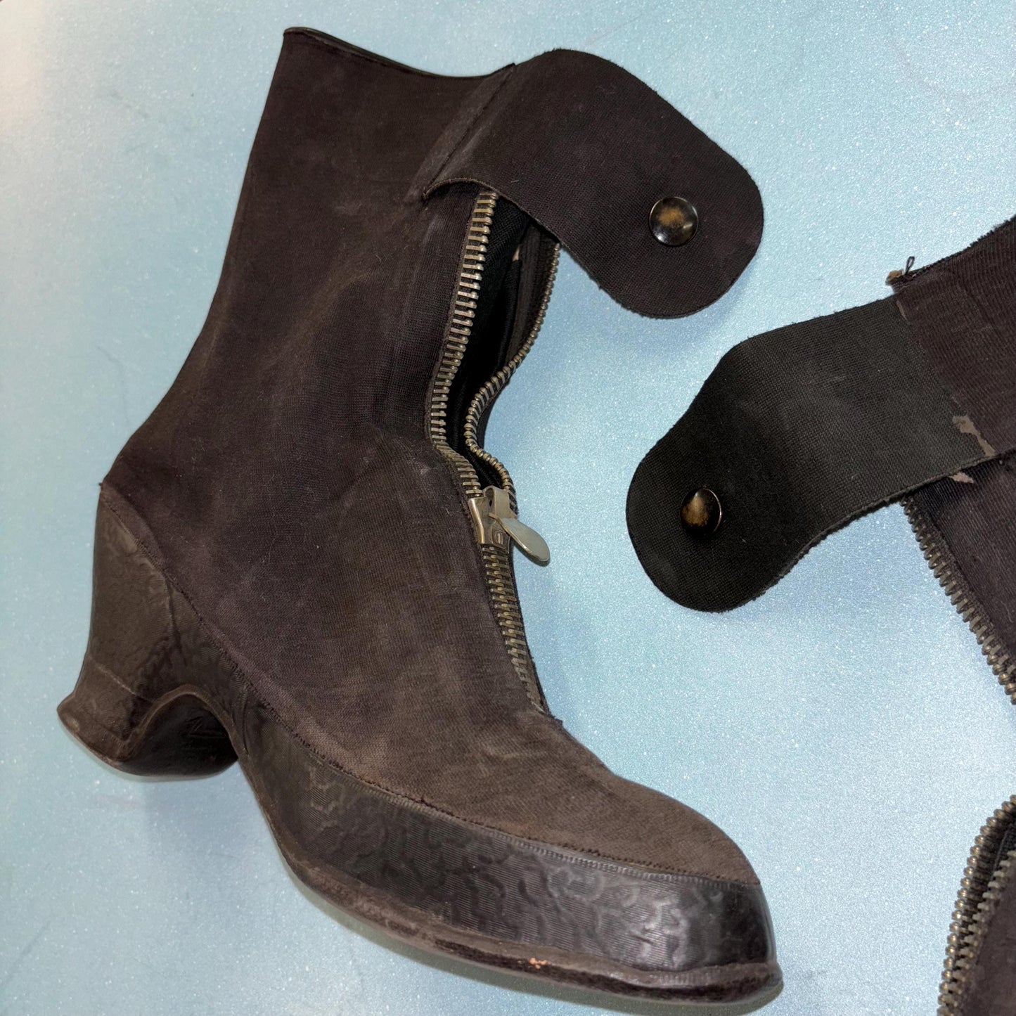 vtg 1900s ANTIQUE BOOTS // vintage cotton jersey rubber rain boots victorian style heeled rain boots steampunk beacon falls water resistant