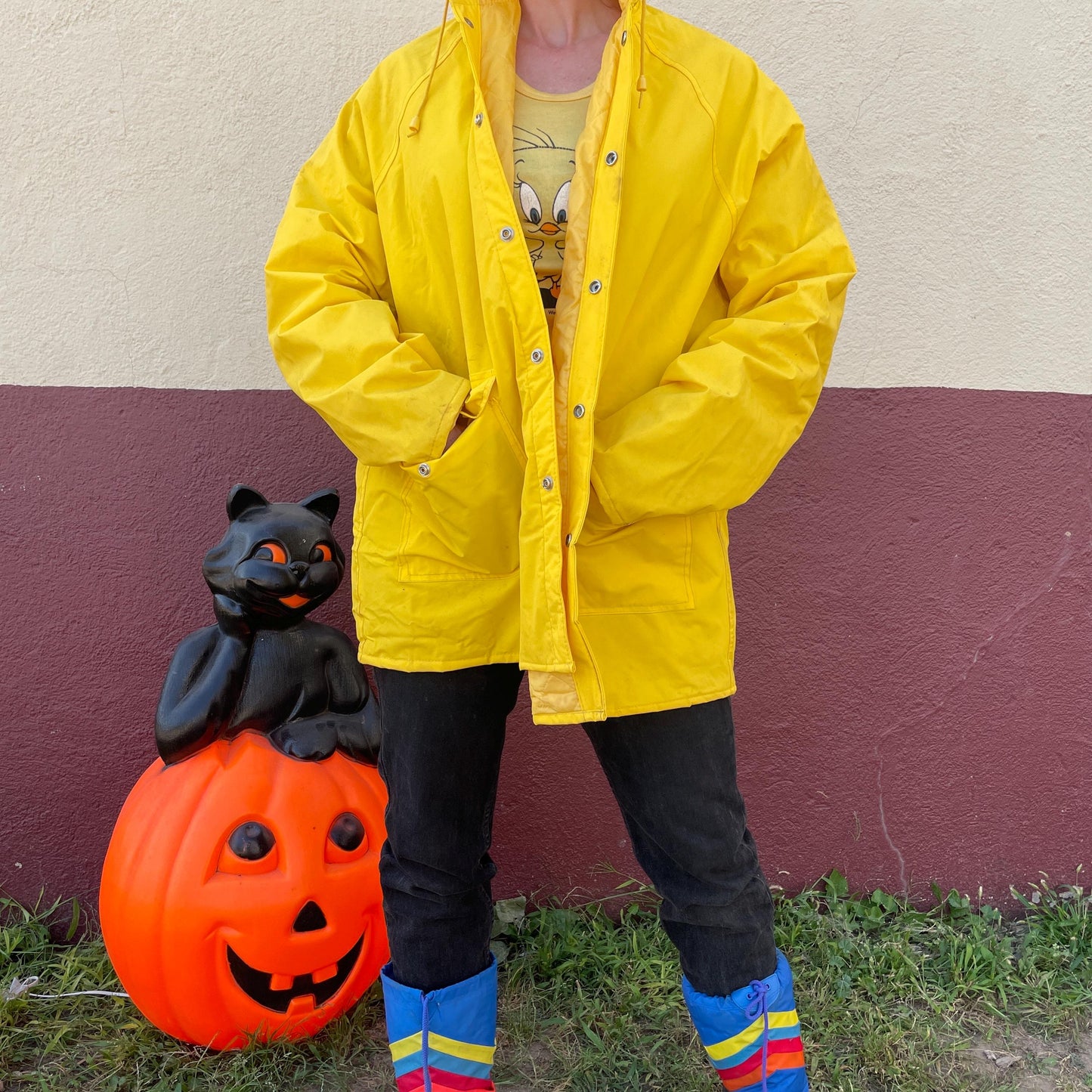 vtg 80s VINYL RAIN JACKET // vintage yellow lightly quilted hooded windbreaker autumn stranger things 90s grunge pvc wet shiny waterproof
