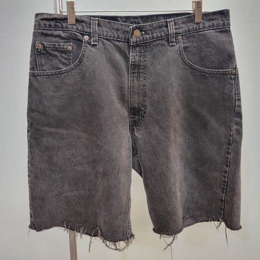 vtg 90s BLACK LEVIS 560 SHORTS 36 x 34 // vintage loose fit cut off denim autumn fall casual school streetwear grunge jorts jean shorts