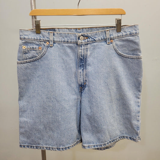 vtg 90s LEVIS DENIM SHORTS // vintage light wash size 16 adult 34 waist denim jorts casual retro campus wear school boxy long shorts