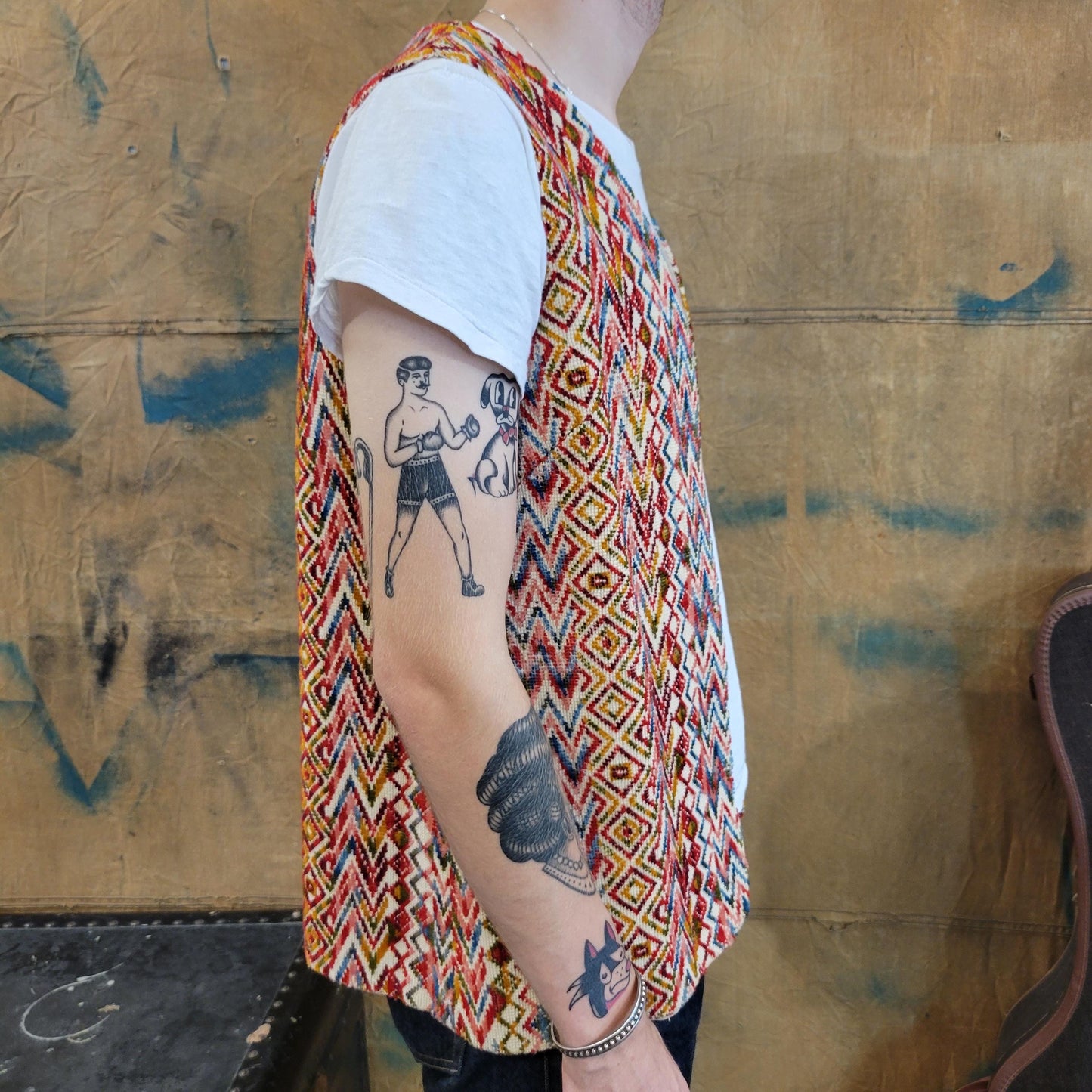 vtg 70s PSYCHEDELIC CHENILE TAPESTRY best // vintage embroidered carpet bag fabric fuzzy long hippie boho retro fall autumn layers zig zag