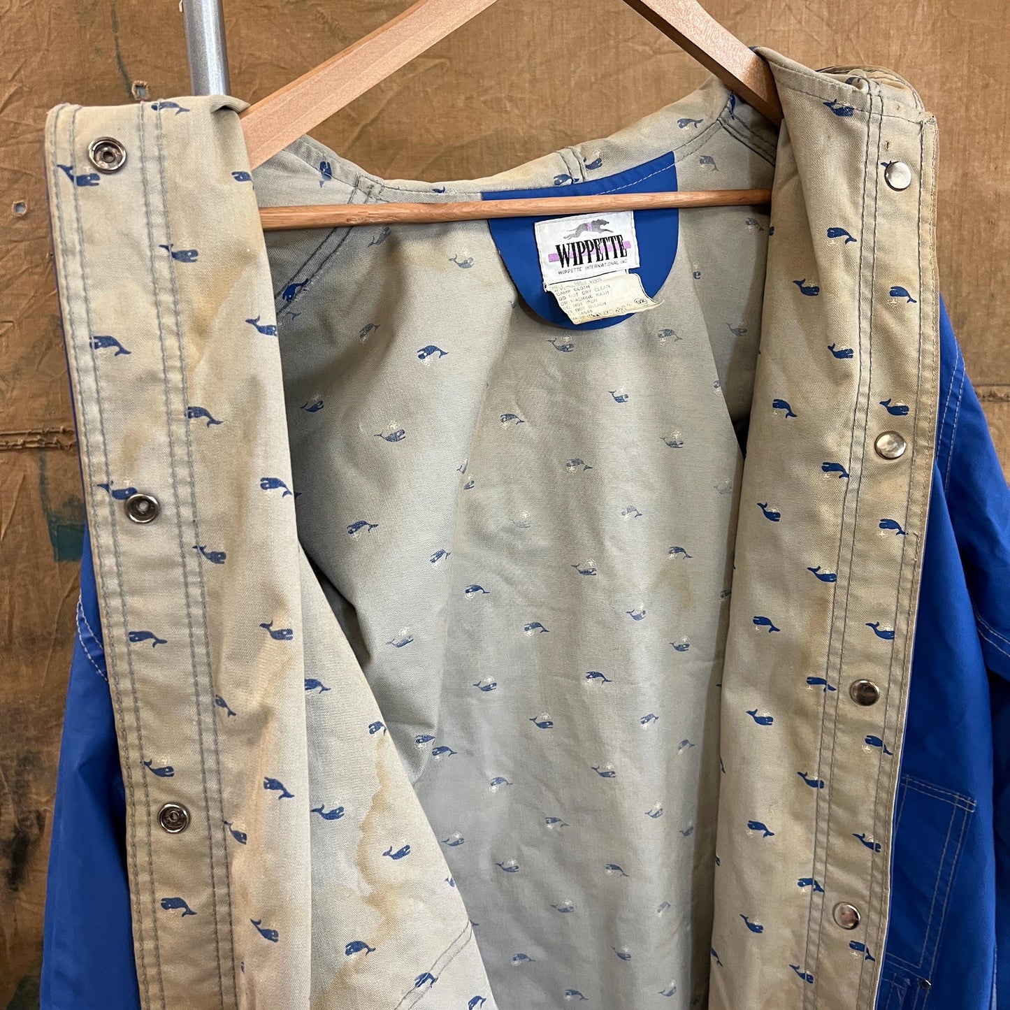 vtg WHALE PATTERN JACKET// vintage blue hooded whale lining autumn stranger things 90s grunge pvc shiny lightweight waterproof rainy parka