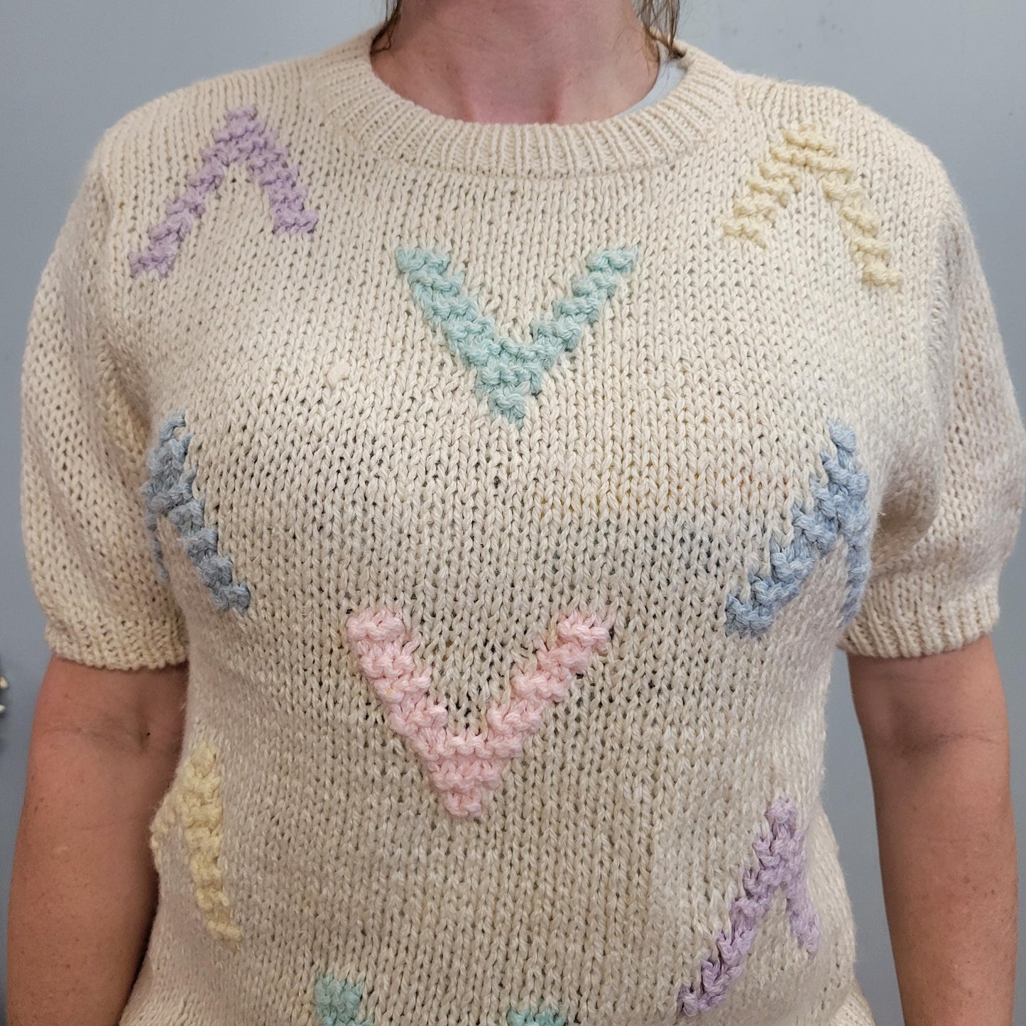 vtg CROPPED PASTEL SWEATER // geometric print short sleeve chelsea place cute fairy kei multicolor purple all over print patterned top