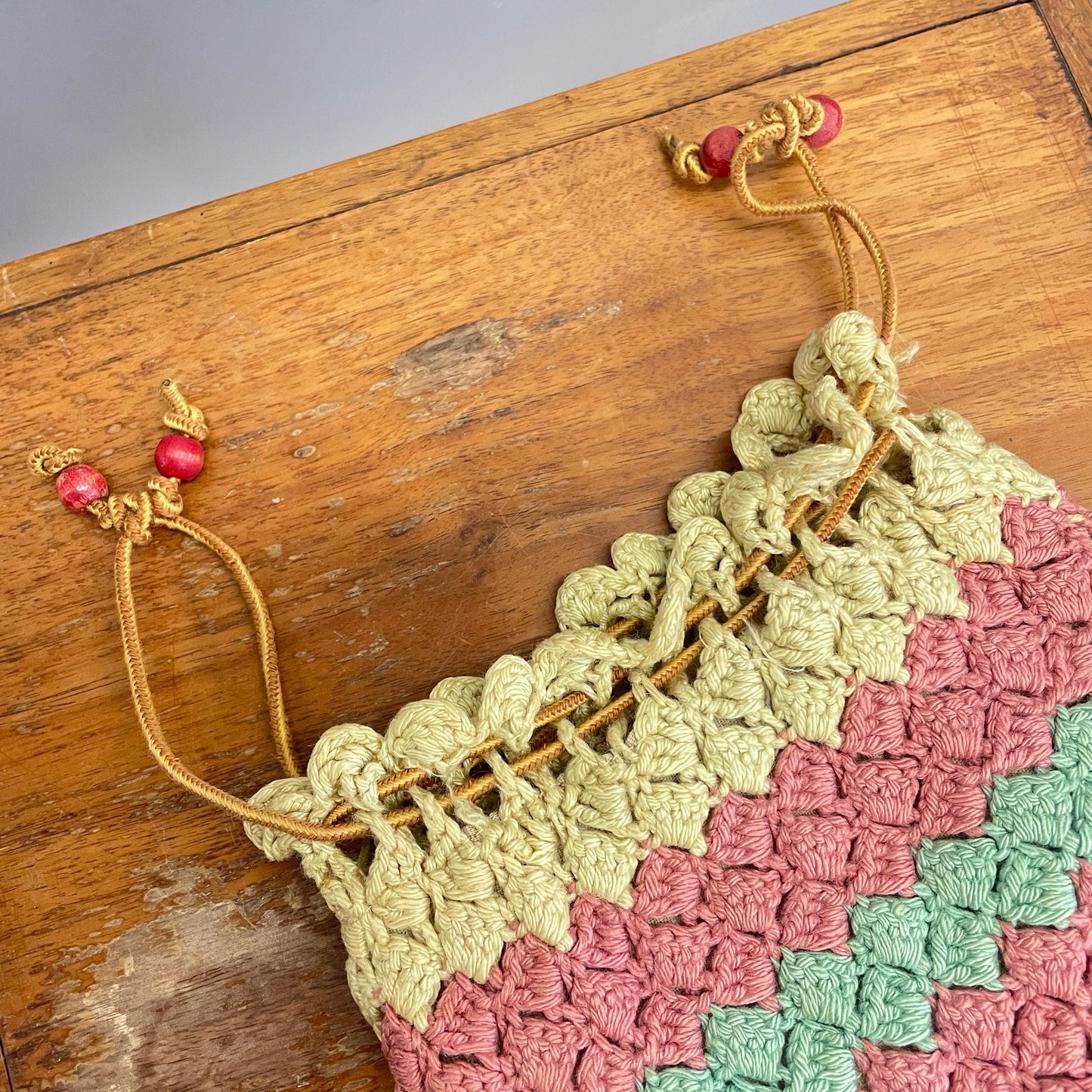 vtg 1940s KNIT POUCH // vintage pastel striped tight thick crochet lined hand bag cute mauve yellow dainty girly cinchy purse 30s accessory