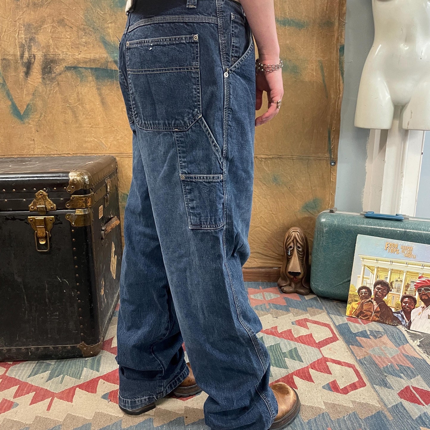 vtg 90s BAGGY BLUE JEANS // vintage y2k indigo dark wash stright leg boot cut carpenter industrial grunge relaxed fit cargo jorts distressed