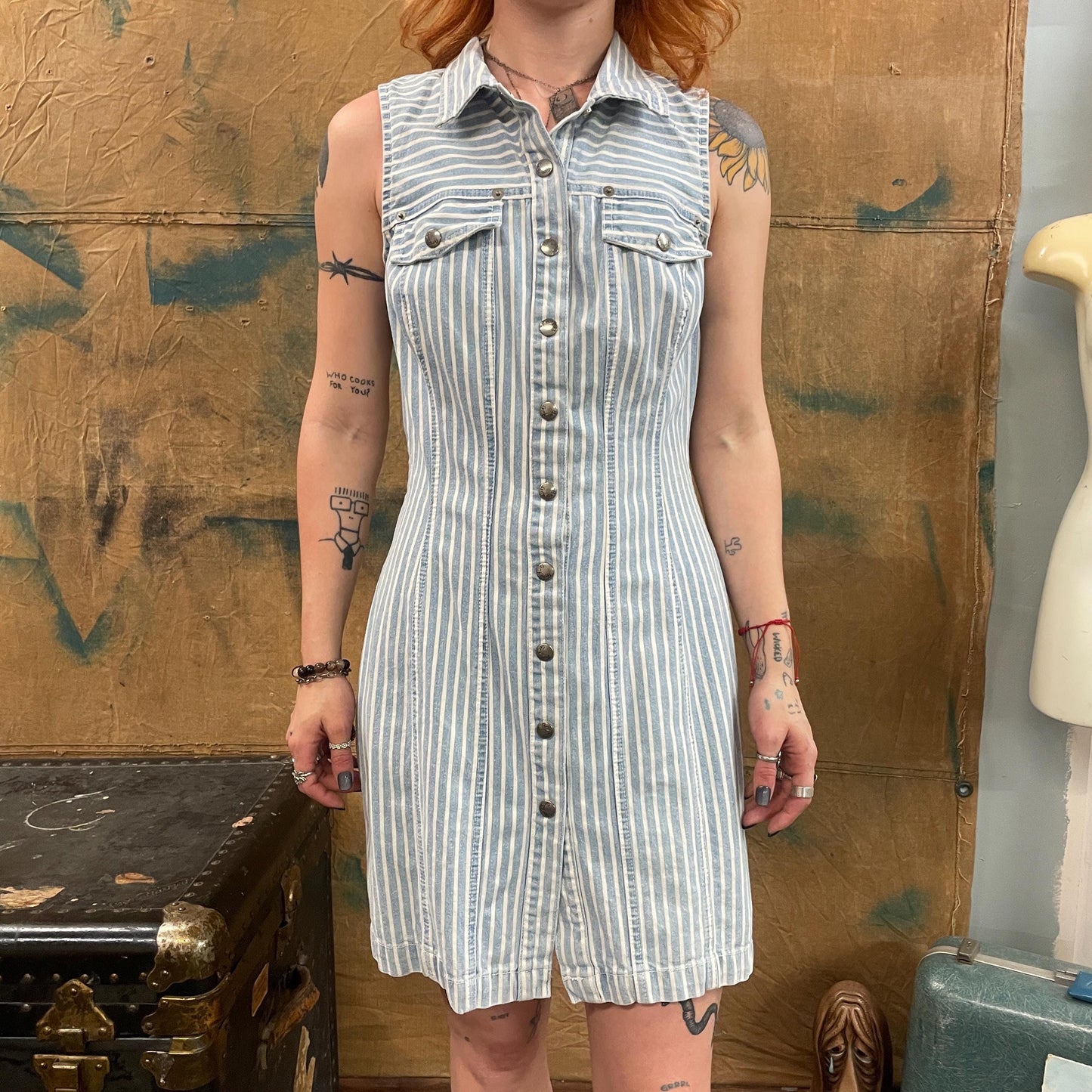 vtg 90s PINSTRIPED BLUE DENIM Dress // vintage button up jean dress pointy collar sleeveless mini dress autumn fall school casual minimalist