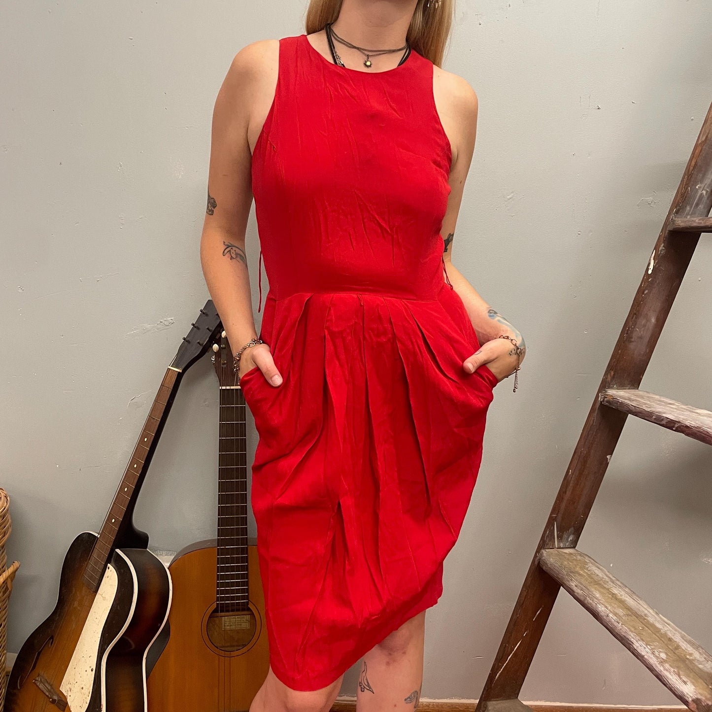 vtg 80s SLINKY RED RAYON Dress // vintage fit flare blouson sexy tank dress with pockets size 8 womens sleeveless layering date flirty mini