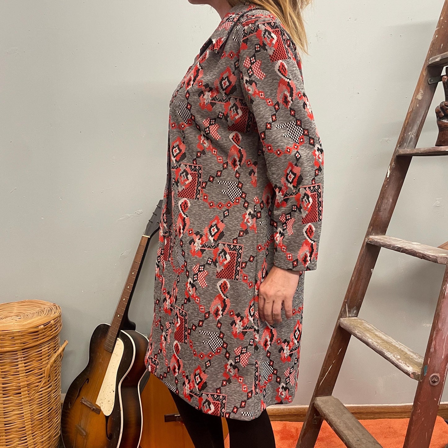 vtg 70s PSYCHEDELIC KNIT DRESS // vintage abstract pattern pointy collar retro tent dress autumn vibes a line midi shift dress trippy jacket