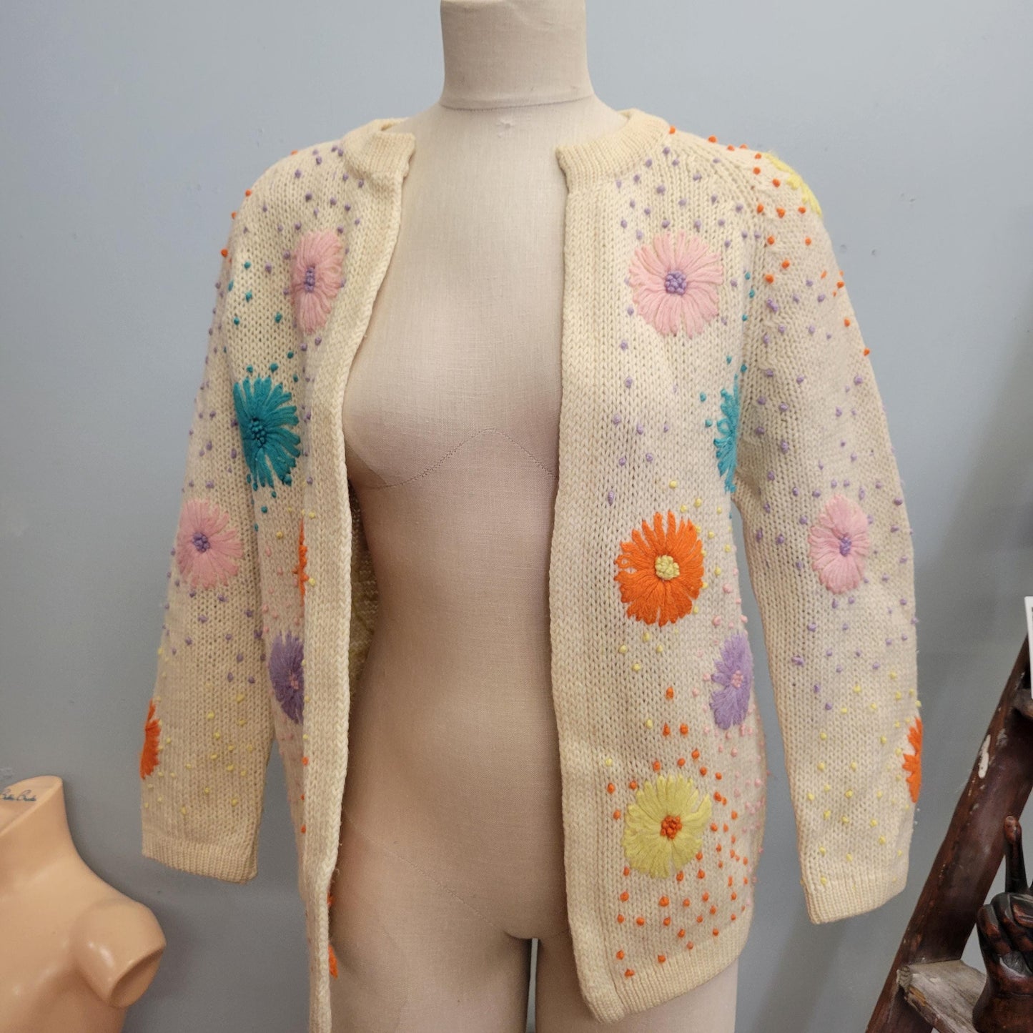 vtg 50s FLOWER POWER EMBROIDERED Sweater // vintage bright mod retro floral preppy rockabilly wool cardigan autumn cozy white cute cardigan