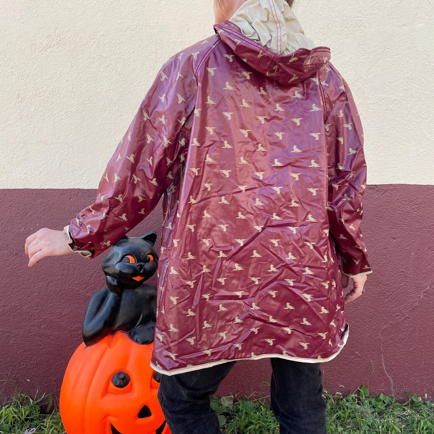 vtg 80s CUTE SEAL PATTERNED Jacket // vintage reversible hooded autumn stranger things pvc wet shiny waterproof windbreaker fall earth tones