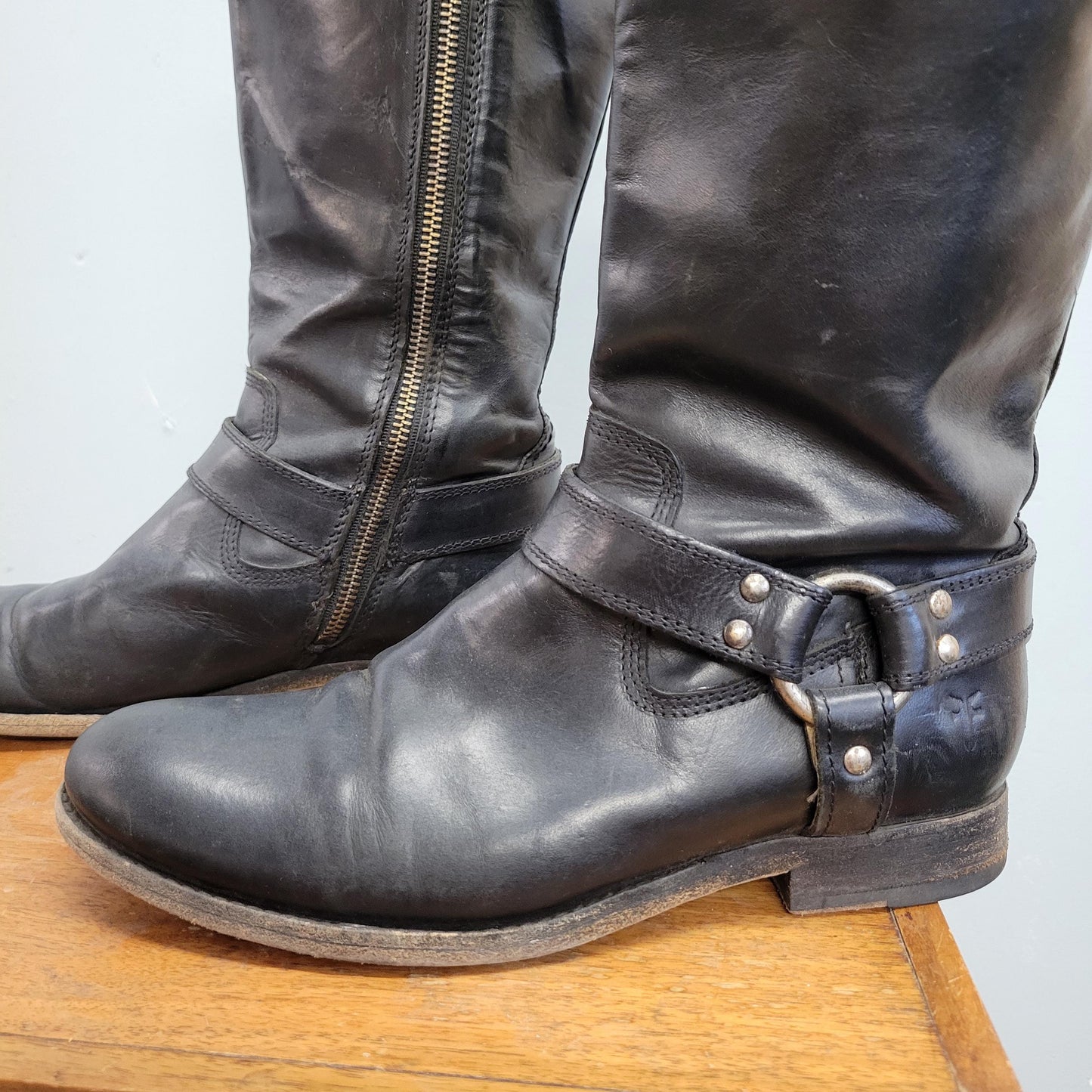 vtg FRYE 'MELISSA HARNESS' Boots // vintage black leather extended calf inside zip boot size 8B knee high mod hippie biker autumn winter