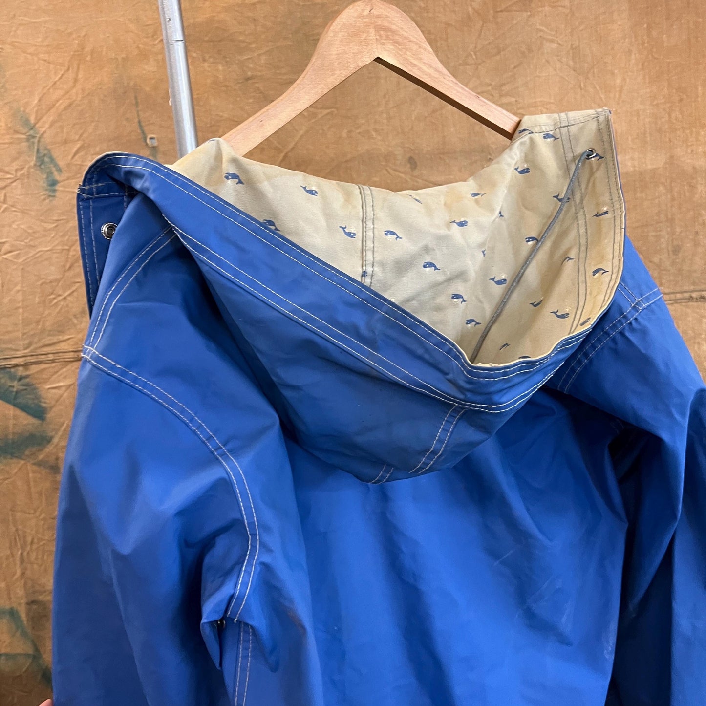 vtg WHALE PATTERN JACKET// vintage blue hooded whale lining autumn stranger things 90s grunge pvc shiny lightweight waterproof rainy parka