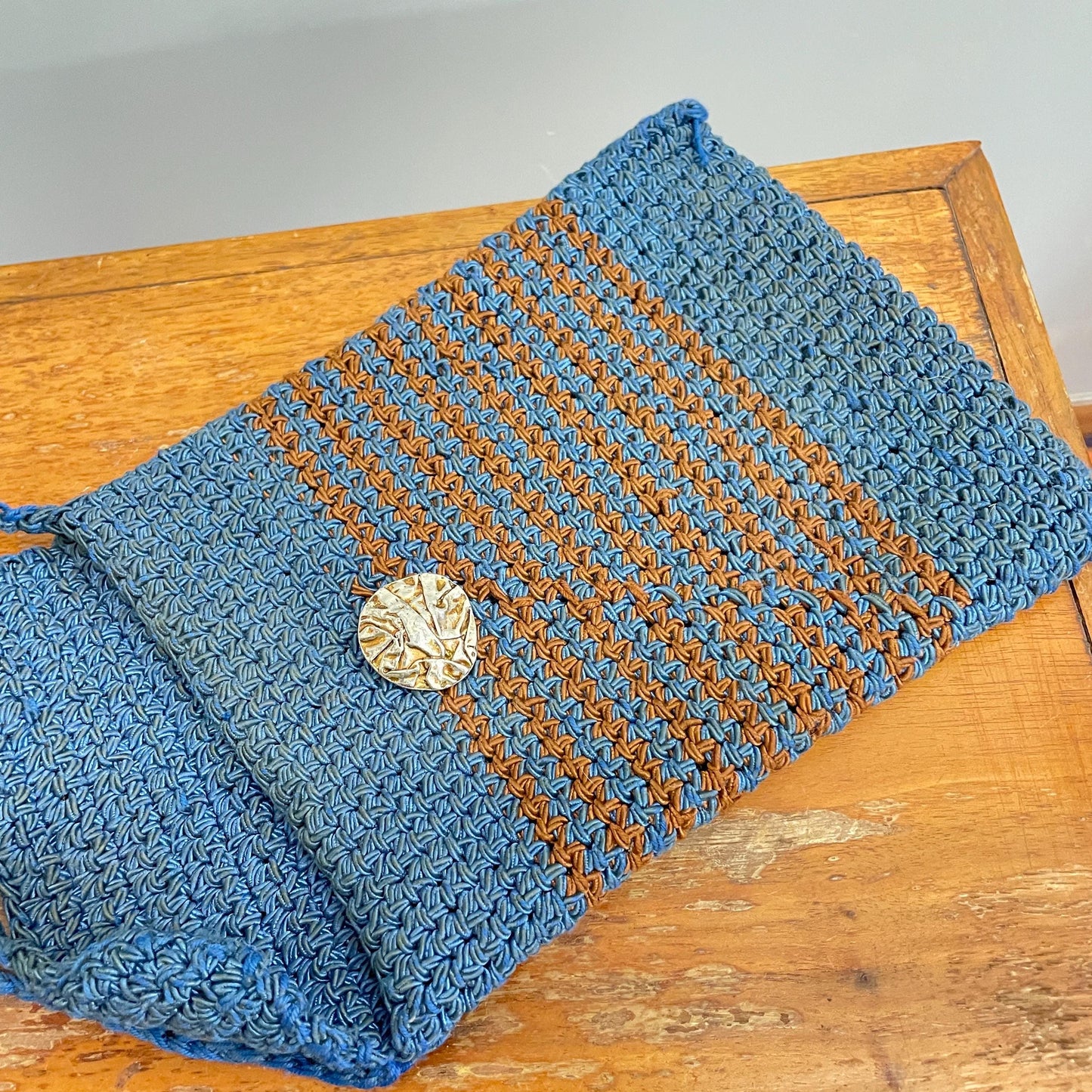 vtg 1930s CROSSBODY BAG // vintage antique crochet tight stitch pouch day purse blue orange chevron hand knit art deco 1920s flapper style