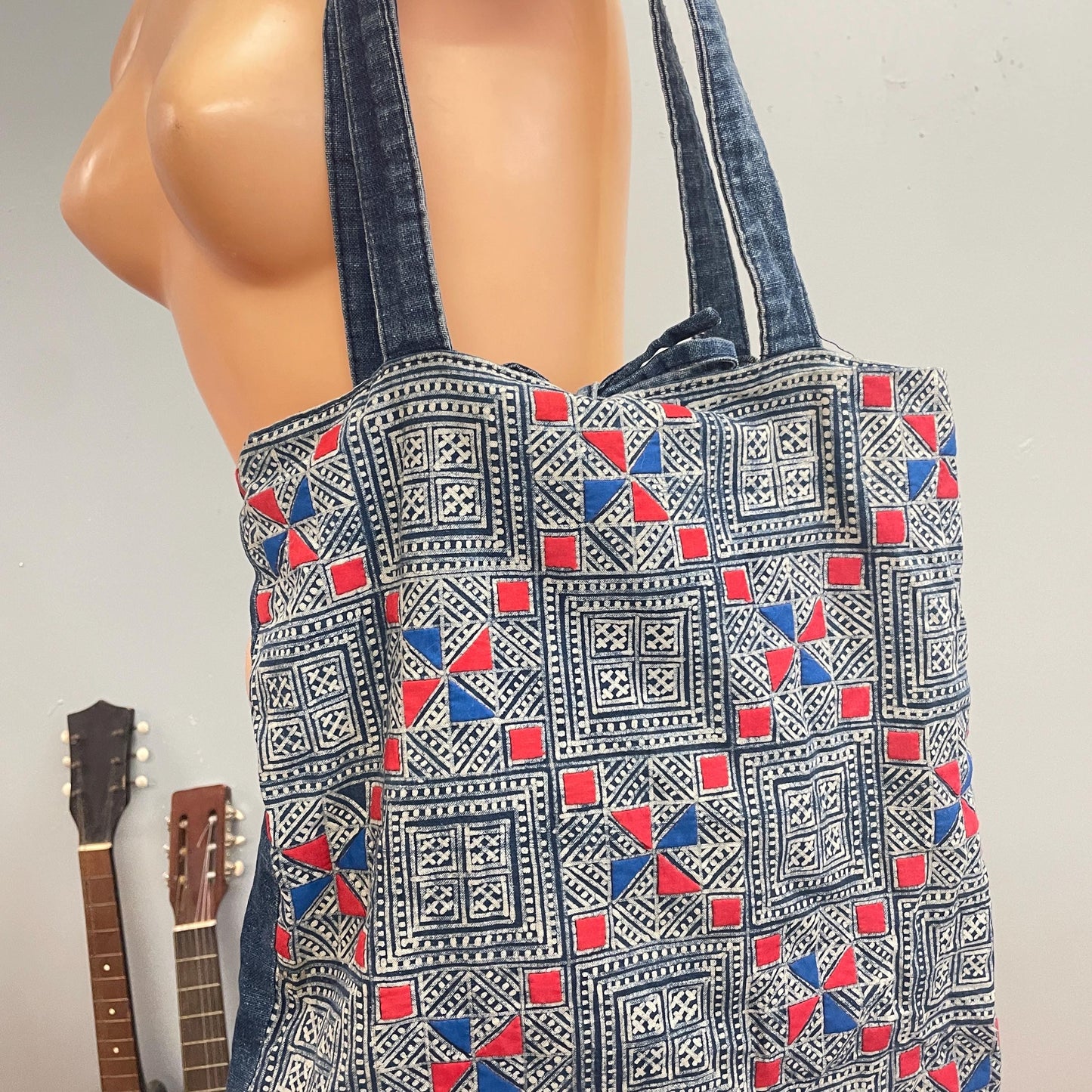 vtg 70s GEOMETRIC PATTERN TOTE // vintage patchwork quilt craft soft slouchy denim hippie bandana americana purse red blue geometric print