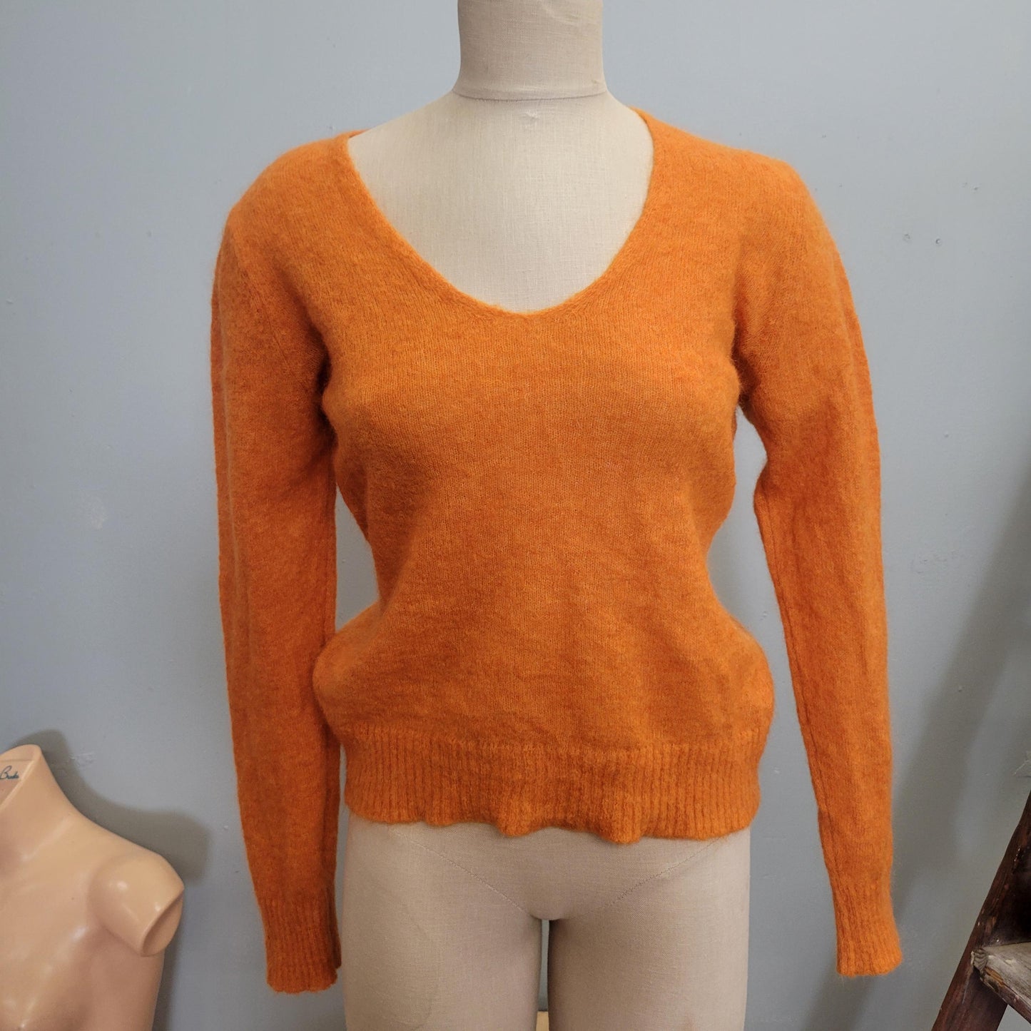 Vtg ORANGE SHERBET MOHAIR Sweater // vintage fuzzy pastel v neck fitted cropped top scoop neck autumn halloween vibes tight lightweight top