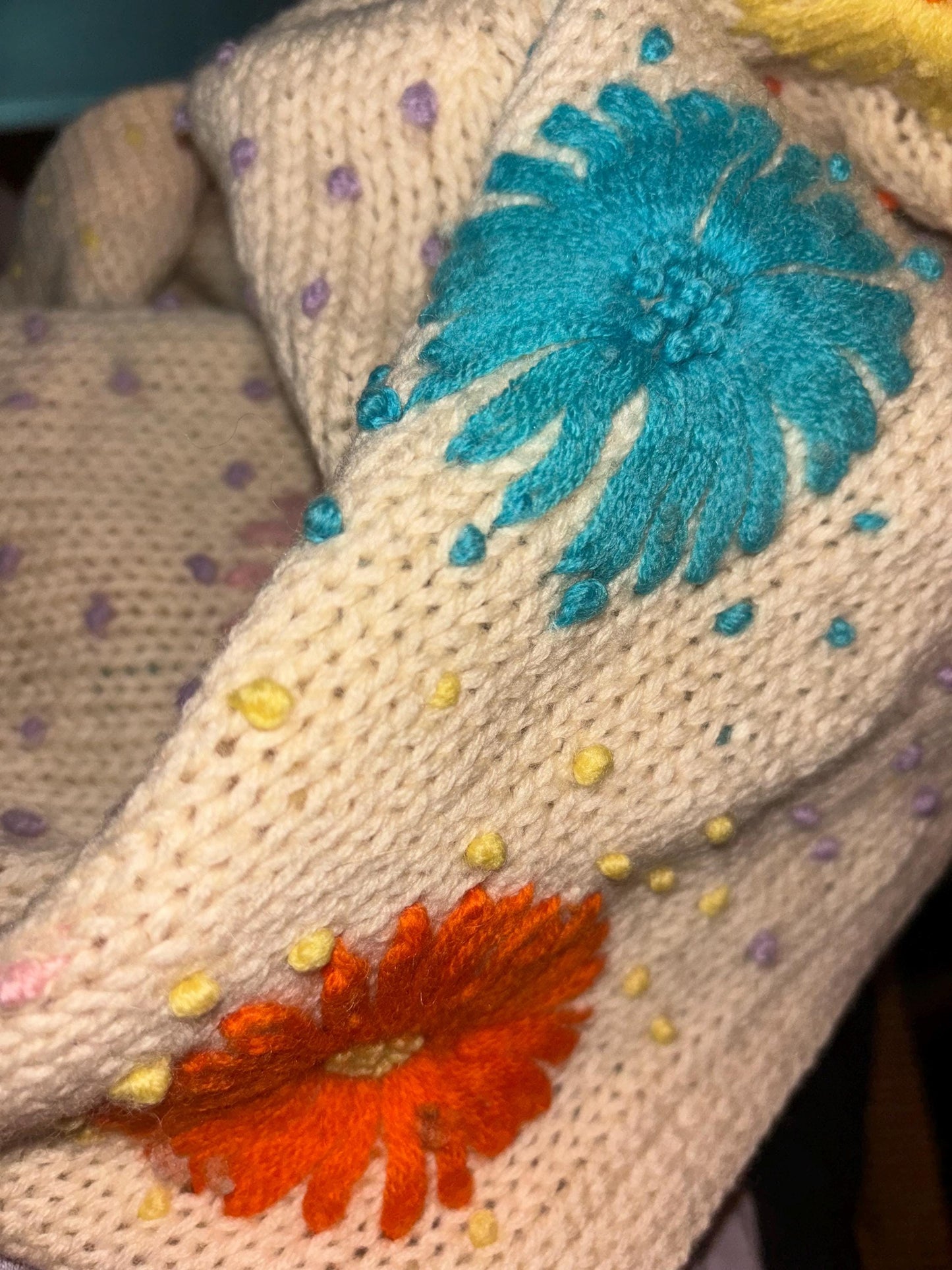 vtg 50s FLOWER POWER EMBROIDERED Sweater // vintage bright mod retro floral preppy rockabilly wool cardigan autumn cozy white cute cardigan