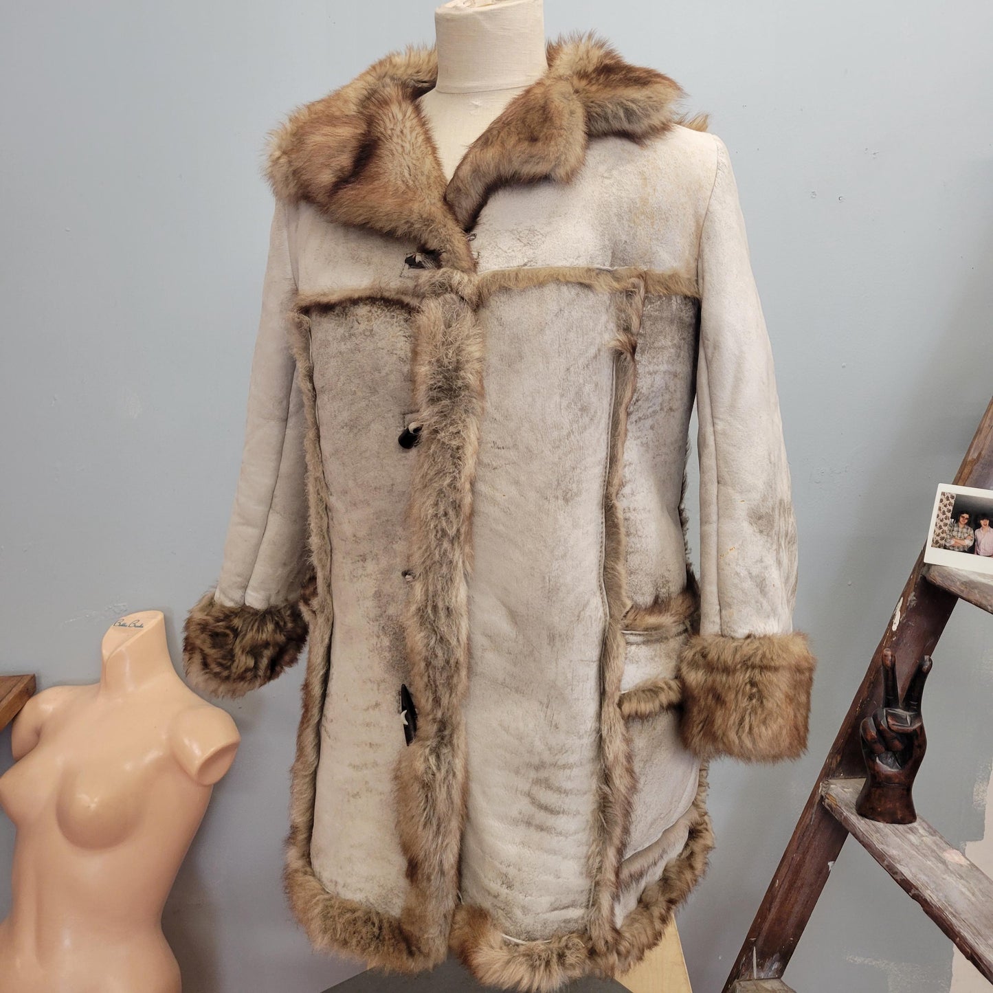 vtg 1970s REVERSIBLE SHERPA COAT // vintage collared full length fur coat warm furry penny lane style winter overcoat retro thick buckskin