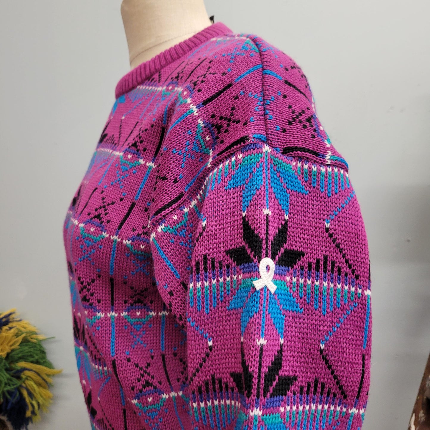 vtg 70s PSYCHEDELIC SNOWFLAKE SWEATER // vintage demetre small womens bright patterned winter ski style retro abstract print pastel autumn