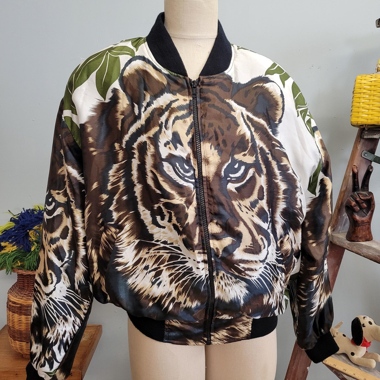 vtg 80s SNOW TIGER BOMBER Jacket // vintage double side xl animal print zip up autumn casual parka windbreaker jaguar wild animal tiger king