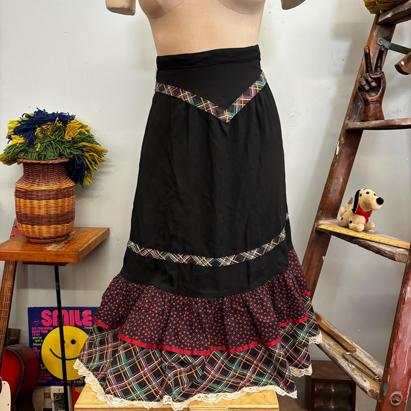 vtg 70s GUNNIES RAYON FLORAL Skirt // vintage rare black slinky rayon tiered plaid lace hippie goth autumn fashion midi length prairie dress