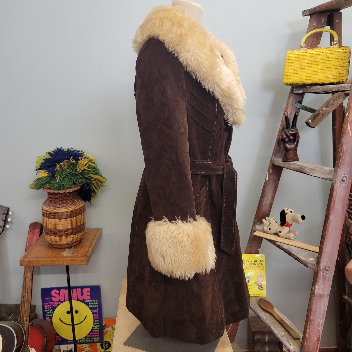 vtg 70s FUR SUEDE COAT // vintage medium penny lane large collar big arm cuffs chocolate brown fur trimmed stroller coat belted boho duster