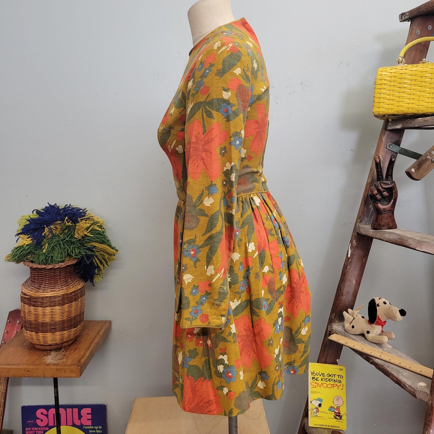 vtg 50s LINEN ROSE DRESS // vintage womens small fall floral pumpkin tones long sleeve fall fit n flare mini floral sweater dress garden day