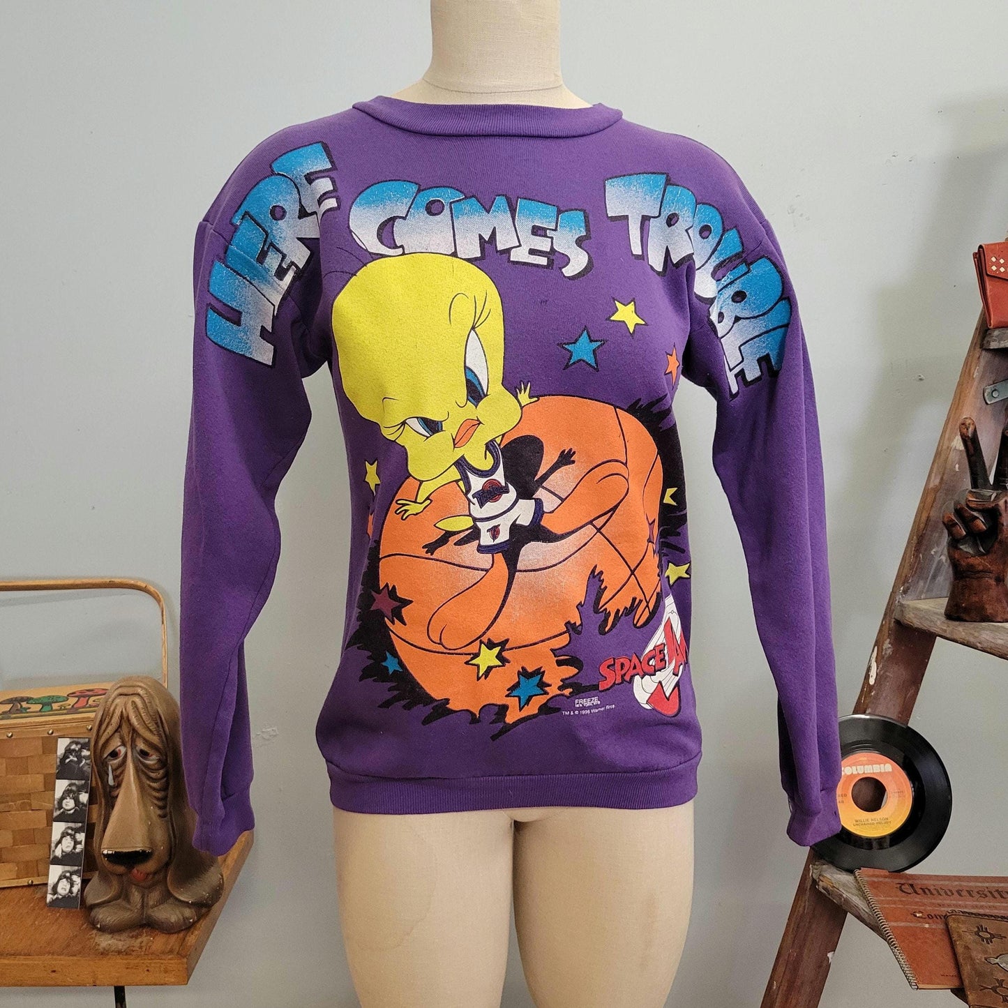 vtg 90s SPACE JAM SWEATSHIRT // vintage looney tunes warner bros youth xl tweety bird purple crewneck basketball michael jordan movie promo