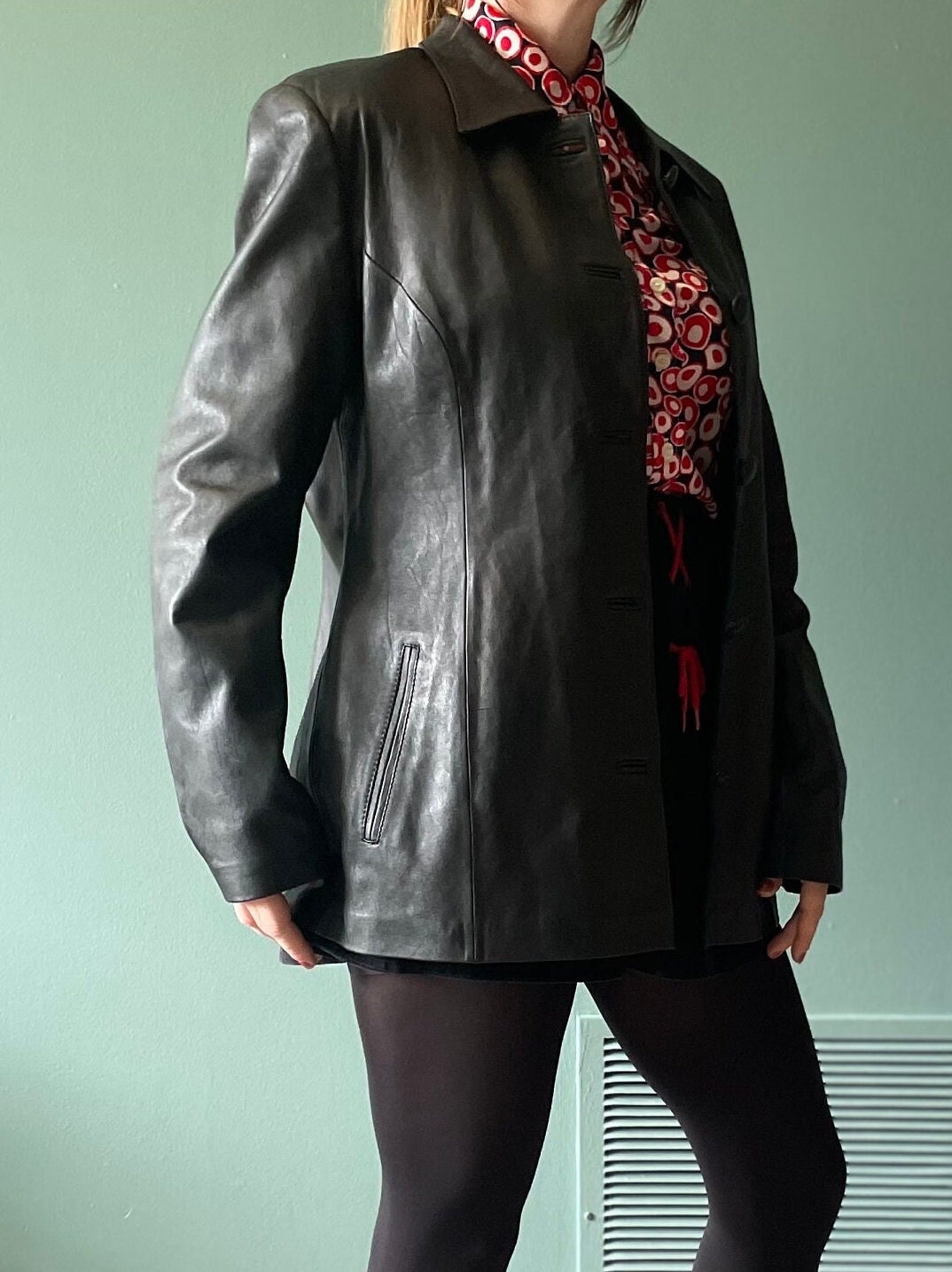 vtg 70s LUSANT BLACK LEATHER Jacket // vintage mod moto button up sleek soft supple pointy collar trench duster chic minimalist autumn fall