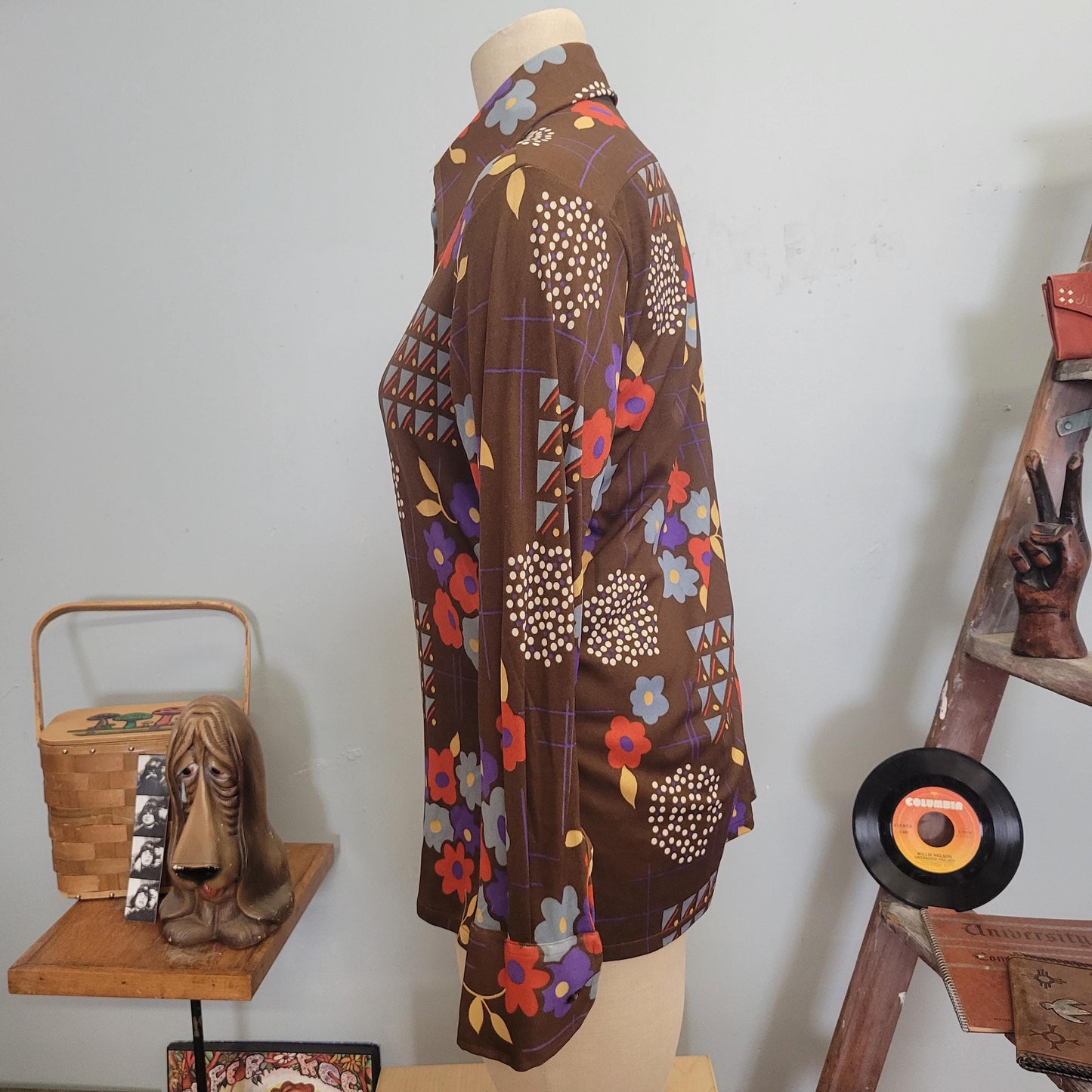 vtg 70s FLOWER POWER TOP // vintage button down masterbuilt medium autumn style abstract psychedelic retro pointy collared hippie mod style