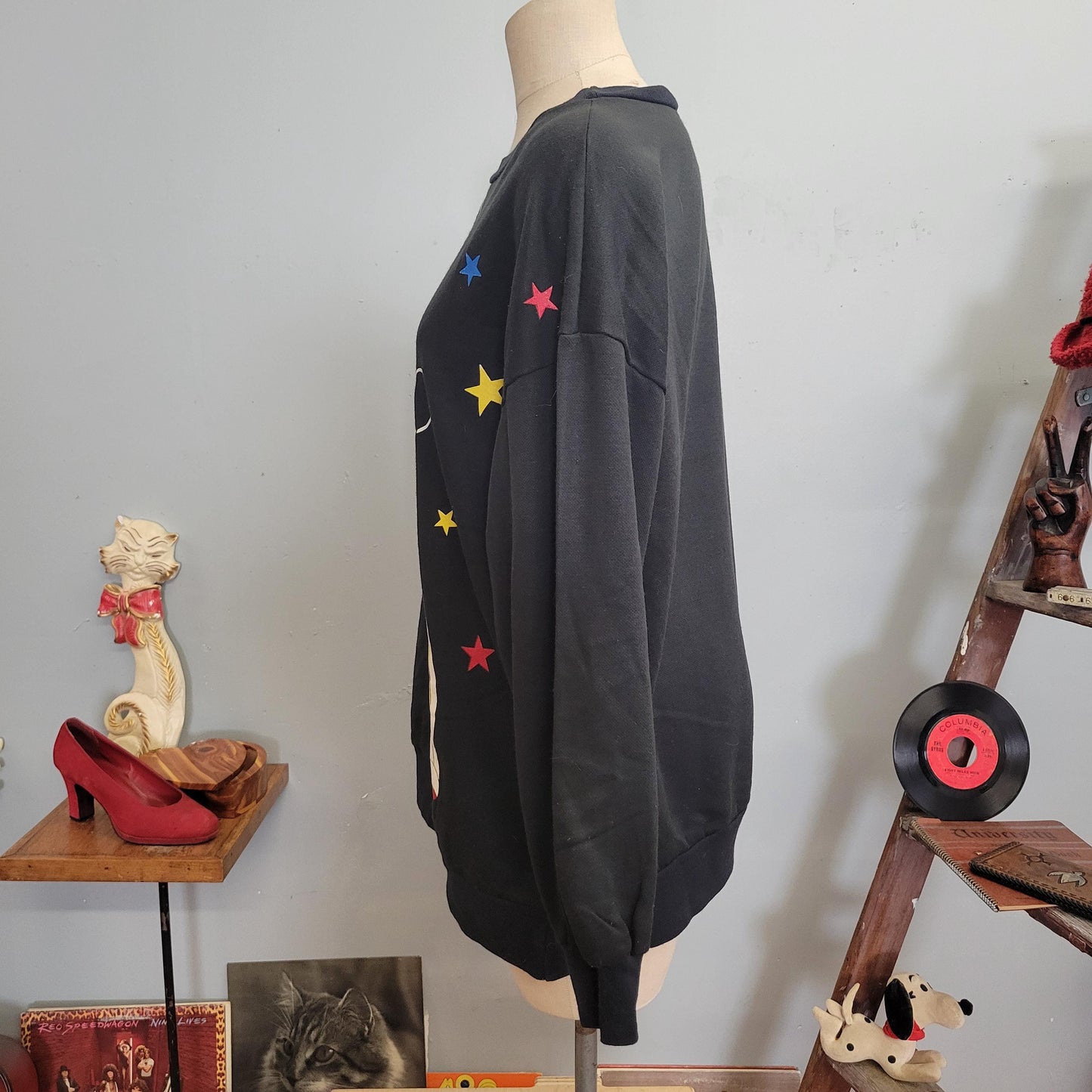 vtg 90s MICKEY MOUSE SWEATSHIRT // vintage disney crewneck size 2xl slouchy black crewneck backwards hat hip hop stars all over print autumn