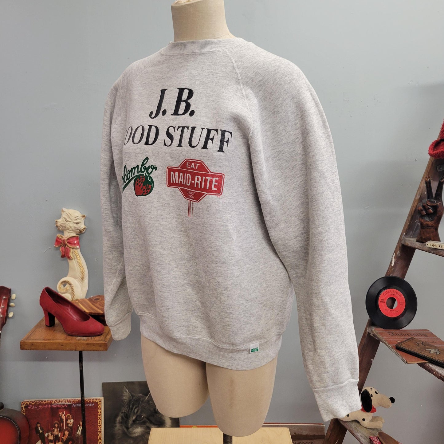 vtg 80s JB GOOD STUFF Sweatshirt // vintage discus large grey strawberry maid rite colombo yogurt oversized health food co op autumn style
