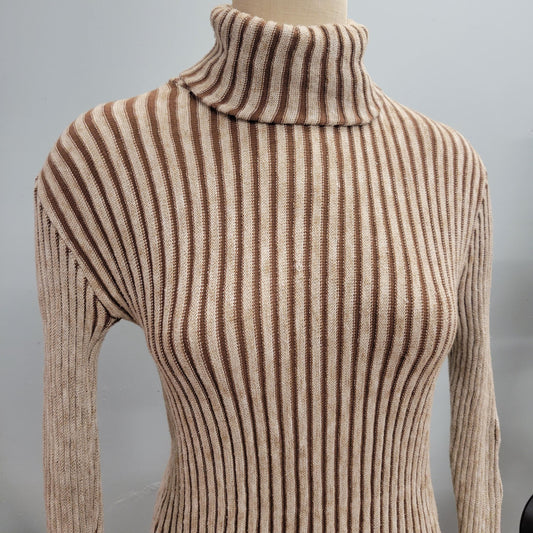 vtg RIBBED TURTLENCK SWEATER // vintage women’s medium brown gold striped textured tight stretchy autumn neutral tones minimalist fall style