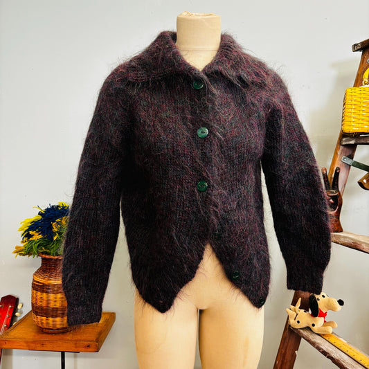 vtg 50s PURPLE SHAGGY MOHAIR Sweater // vintage scotland fuzzy wool two tone green cat eye button oversized pointy collar autumn cardigan
