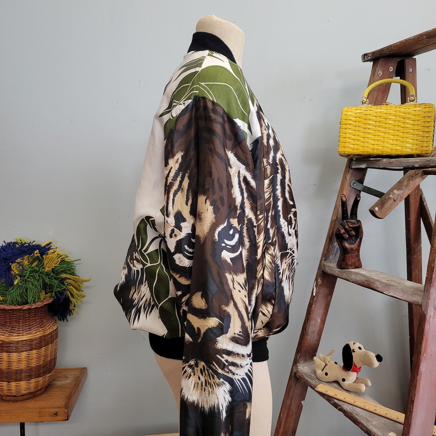 vtg 80s SNOW TIGER BOMBER Jacket // vintage double side xl animal print zip up autumn casual parka windbreaker jaguar wild animal tiger king