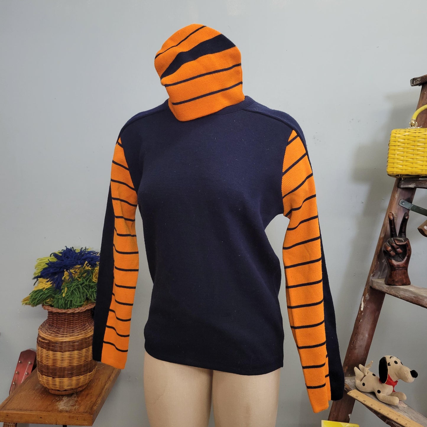 vtg 70s LIDO HAT & SWEATER // vintage small orange blue striped wool ski style autumn vibes winter retro Kelso 70s show knit beanie jumper