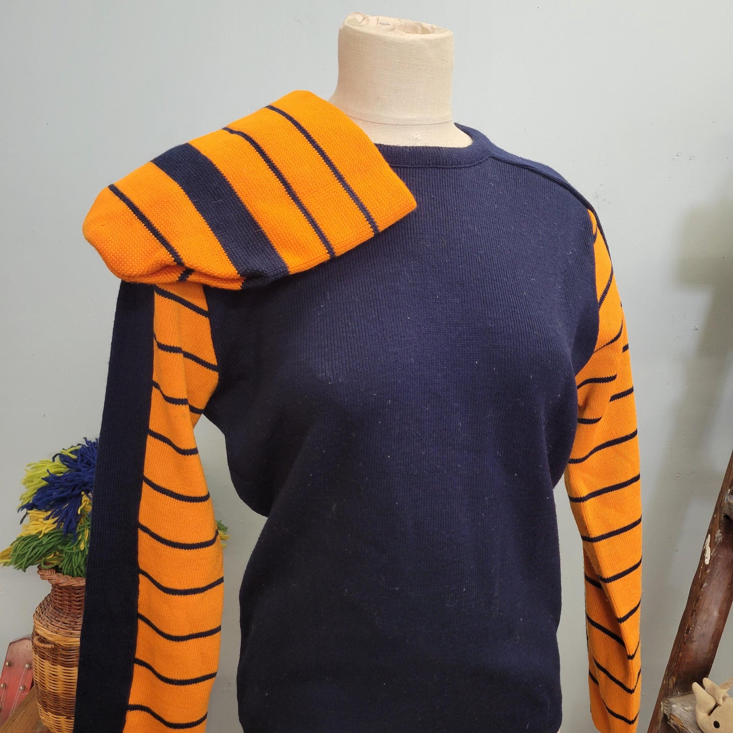 vtg 70s LIDO HAT & SWEATER // vintage small orange blue striped wool ski style autumn vibes winter retro Kelso 70s show knit beanie jumper