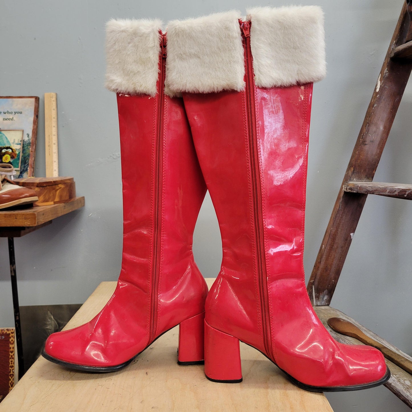 vtg Y2K LEATHER SANTA BOOTS // vintage sexy heels christmas mrs clause costume knee highs fur trim vinyl holiday party cosplay kinky boots