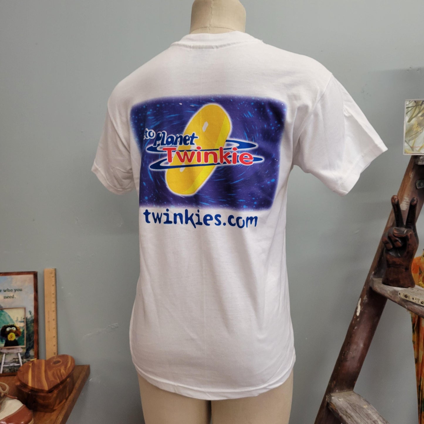 vtg 90s PLANET TWINKIES TSHIRT // vintage snack large 14-16 hanes cute food snack tee retro junk food y2k nostalgic pop culture graphic tee