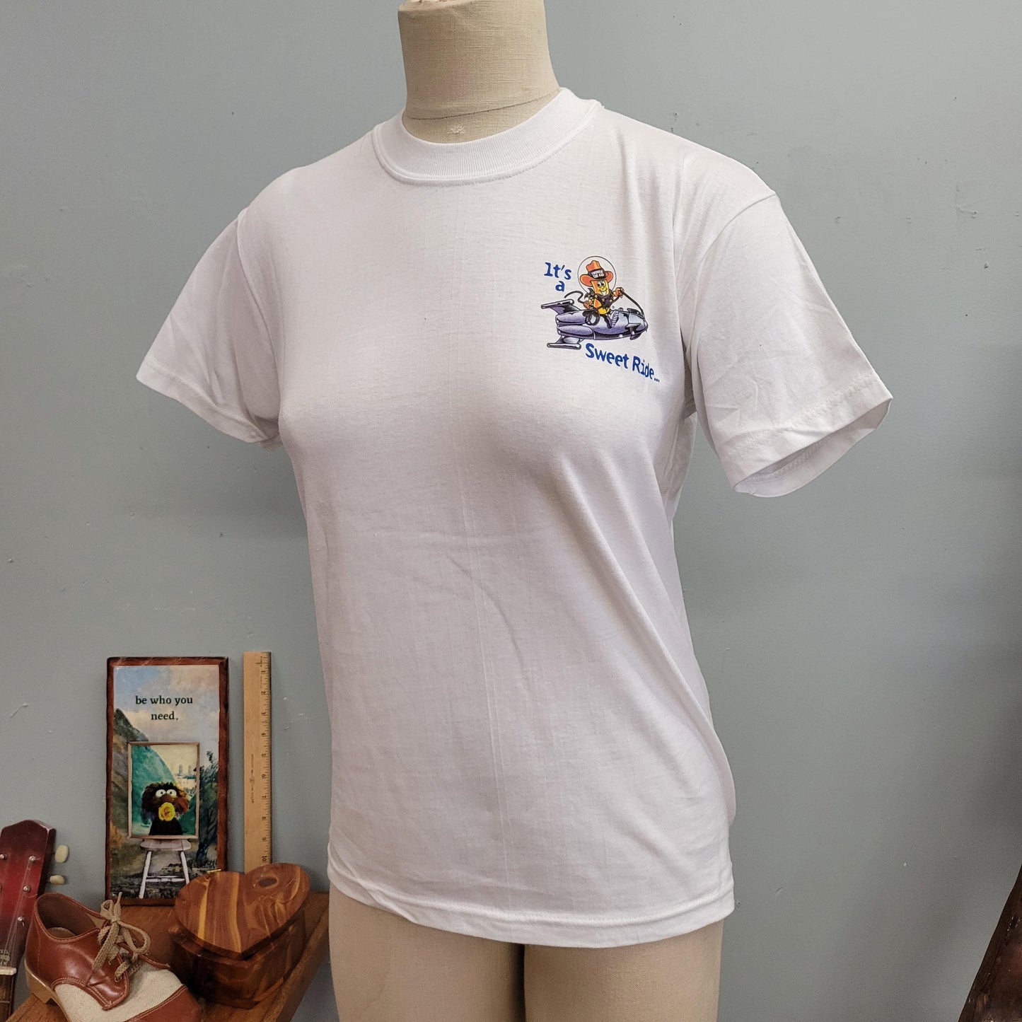 vtg 90s PLANET TWINKIES TSHIRT // vintage snack large 14-16 hanes cute food snack tee retro junk food y2k nostalgic pop culture graphic tee