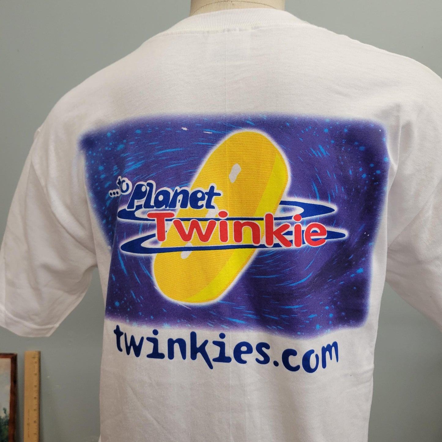 vtg 90s PLANET TWINKIES TSHIRT // vintage hanes beefy t adult small snacks cute little debbies nostalgia candy lover pop culture retro Y2K