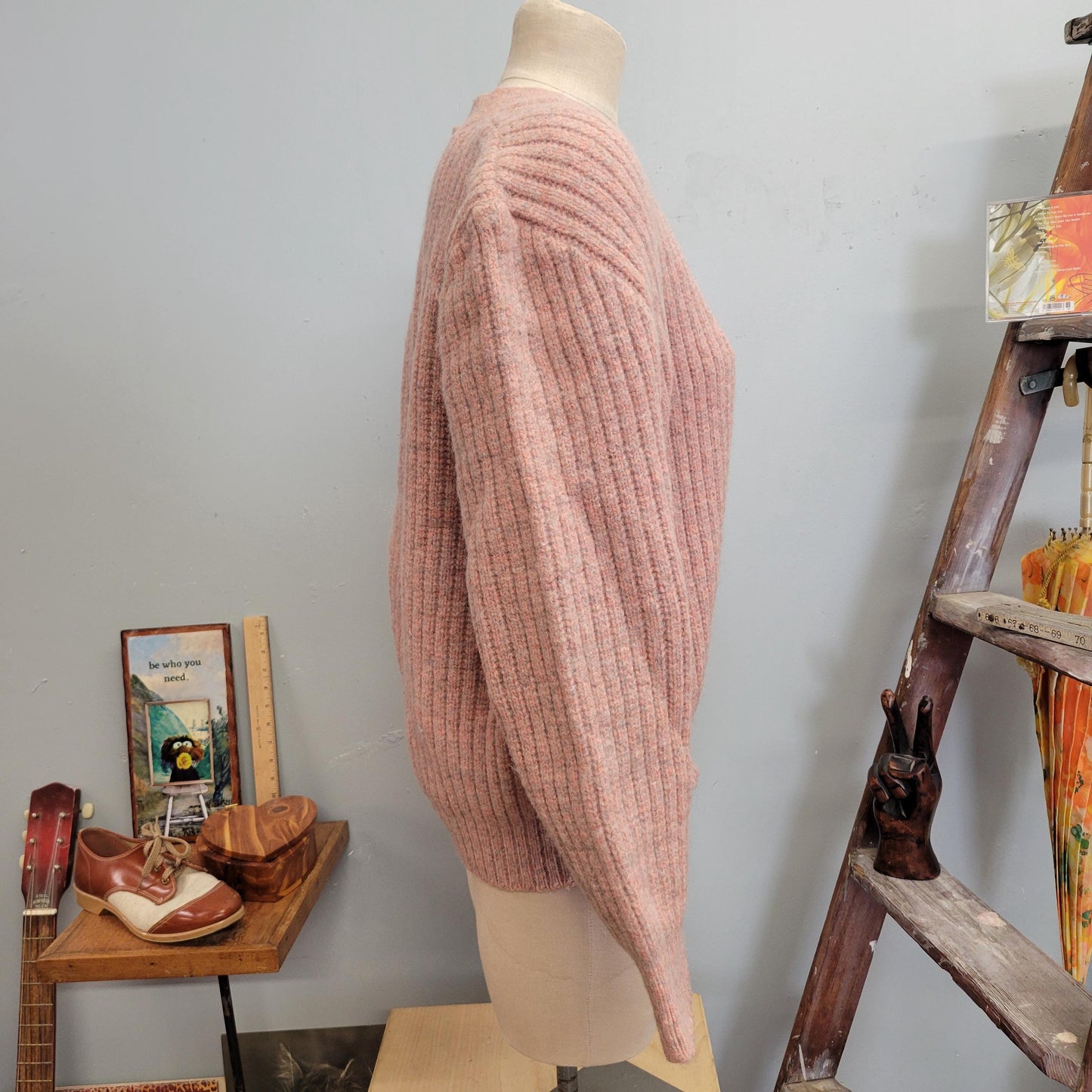 vtg 80s PASTEL MAUVE CARDIGAN // vintage womens large ribbed button up fuzzy thick chunky knit sweater warm cozy autumn winter oversized top