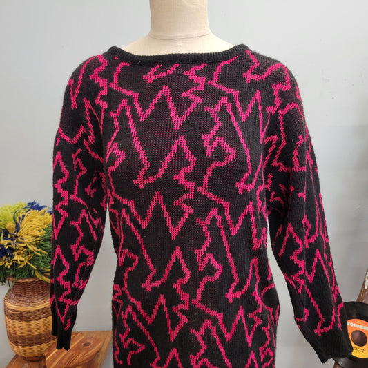 vtg 80s ZIG ZAG SWEATER // vintage medium womens bright funky long retro purple black abstract pattern all over print casual fun maximalist