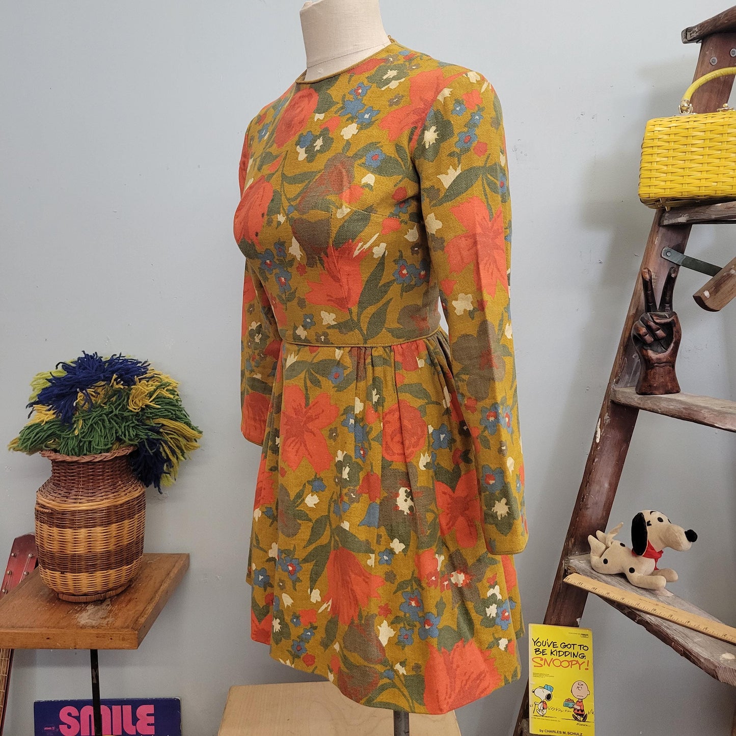 vtg 50s LINEN ROSE DRESS // vintage womens small fall floral pumpkin tones long sleeve fall fit n flare mini floral sweater dress garden day