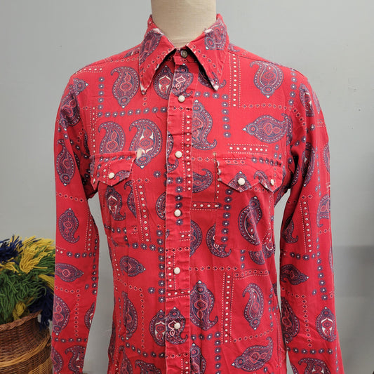 vtg 70s PAISLEY BANDANA Shirt // vintage essley innovations medium mens hippie western retro faded rugged pearl snap cowboy button down top