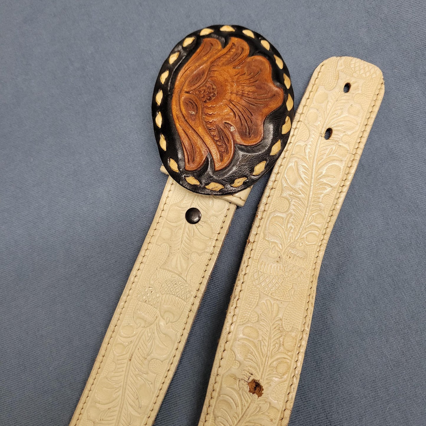 vtg 70s LEATHER FLORAL BELT // vintage white hand tooled western hippie boho belt and round leather lotus buckle